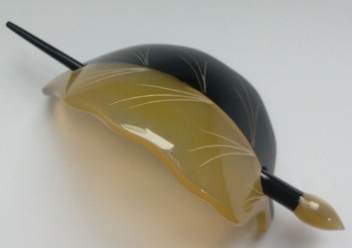 Handcrafted natural horn - natural,